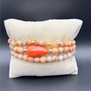 Chic Coral and Gold Beaded Bracelet